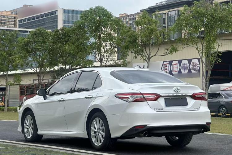 Used Toyota Camry 2021 2.0G Luxury Edition Exterior 4
