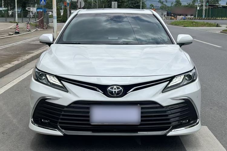 Used Toyota Camry 2021 2.0G Luxury Edition Exterior 4