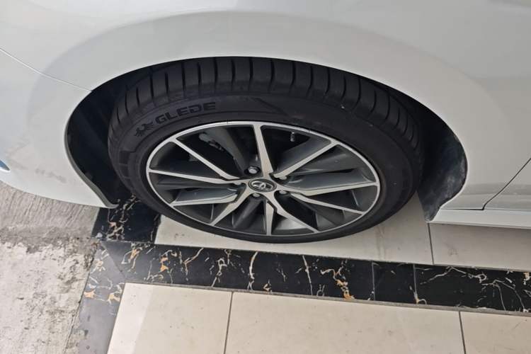Used Toyota Camry 2021 Dual-Motor 2.5HG Luxury Edition Exterior 4