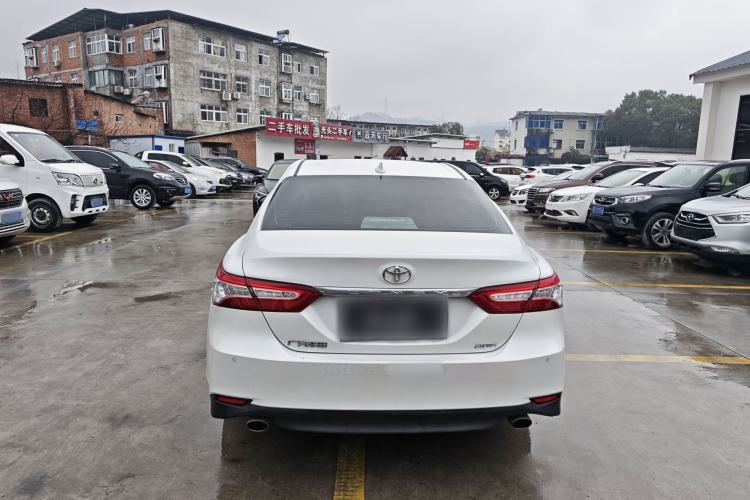 Used Toyota Camry 2021 2.0G Luxury Edition Exterior 4