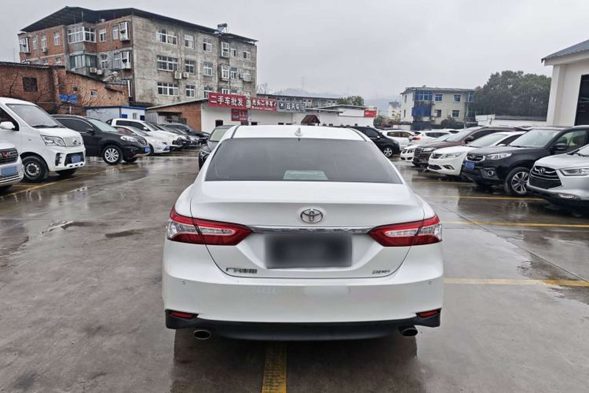 Used Toyota Camry 2021 2.0G Luxury Edition Exterior 4