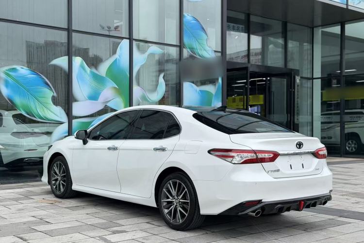 Used Toyota Camry 2021 2.5G Luxury Edition Exterior 4