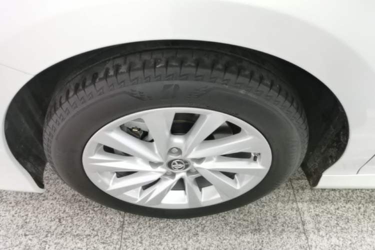 Used Toyota Camry 2021 2.0G Luxury Edition Exterior 4