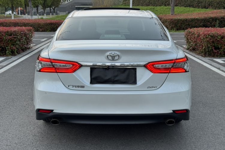 Used Toyota Camry 2021 2.0G Luxury Edition Exterior 4