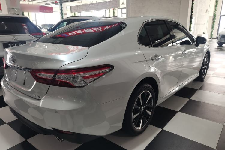 Used Toyota Camry 2021 2.0G Luxury Edition Exterior 4