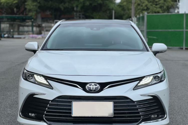 Used Toyota Camry 2021 2.5G Luxury Edition Exterior 4