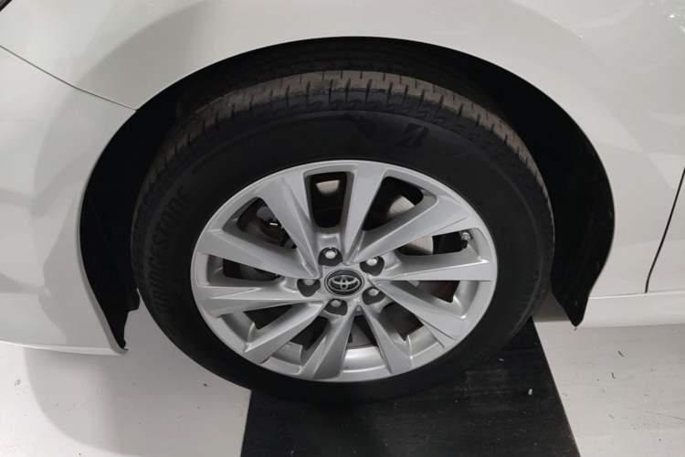 Used Toyota Camry 2021 2.0G Luxury Edition Exterior 4