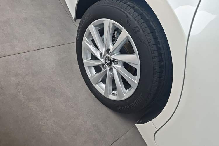 Used Toyota Camry 2021 2.0G Luxury Edition Exterior 5