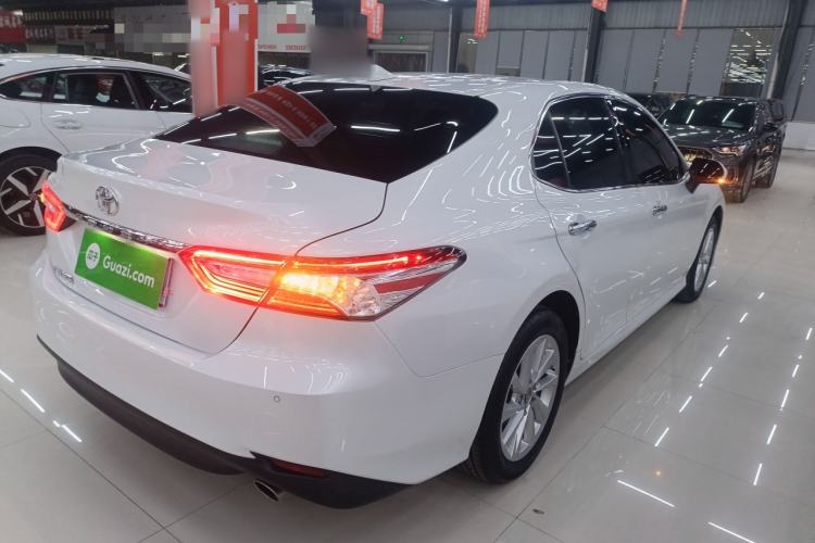 Used Toyota Camry 2021 2.0G Luxury Edition Exterior 5