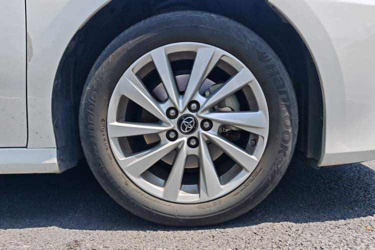 Used Toyota Camry 2021 2.0G Luxury Edition Exterior 5