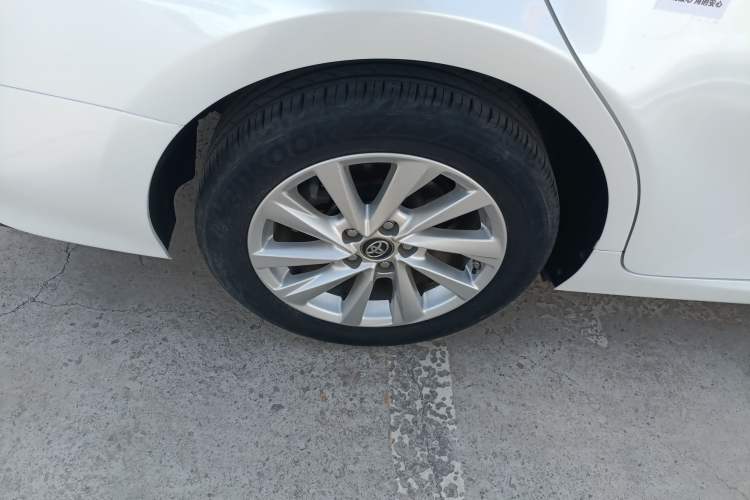 Used Toyota Camry 2021 2.0G Luxury Edition Exterior 5