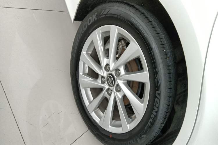 Used Toyota Camry 2021 2.0G Luxury Edition Exterior 5