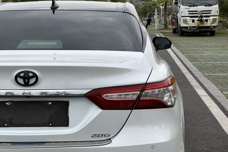 Used Toyota Camry 2021 2.0G Luxury Edition Exterior 6