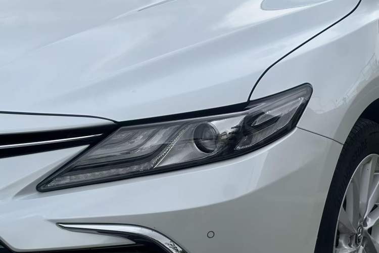 Used Toyota Camry 2021 2.0G Luxury Edition Exterior 7