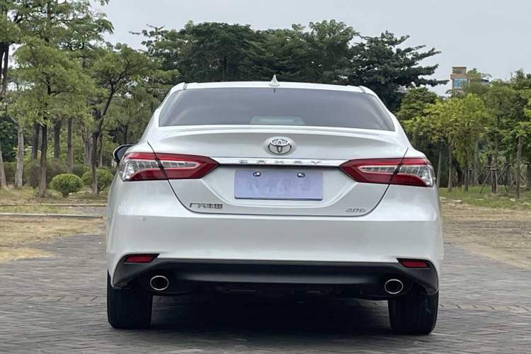 Used Toyota Camry 2021 2.0G Luxury Edition Exterior 9