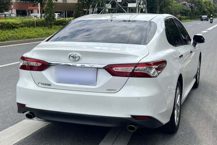 Used Toyota Camry 2021 2.0G Luxury Edition Exterior 9