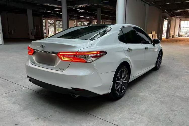 Used Toyota Camry 2021 2.5G Luxury Edition Exterior 9