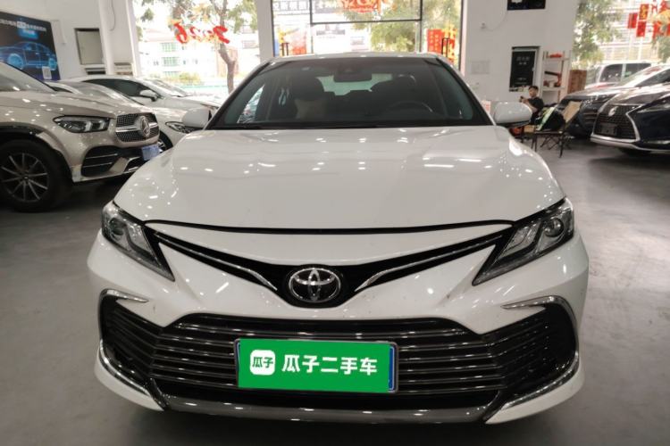 Used Toyota Camry 2021 2.0G Luxury Edition Front