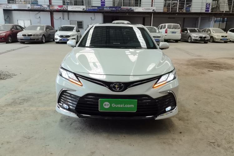 Used Toyota Camry 2021 2.0G Luxury Edition Front