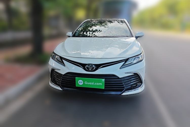 Used Toyota Camry 2021 2.0G Luxury Edition Front