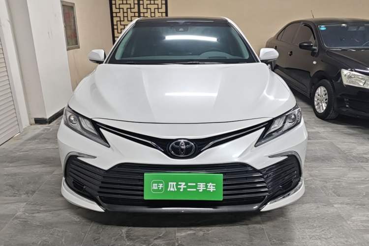 Used Toyota Camry 2021 2.5G Luxury Edition Front