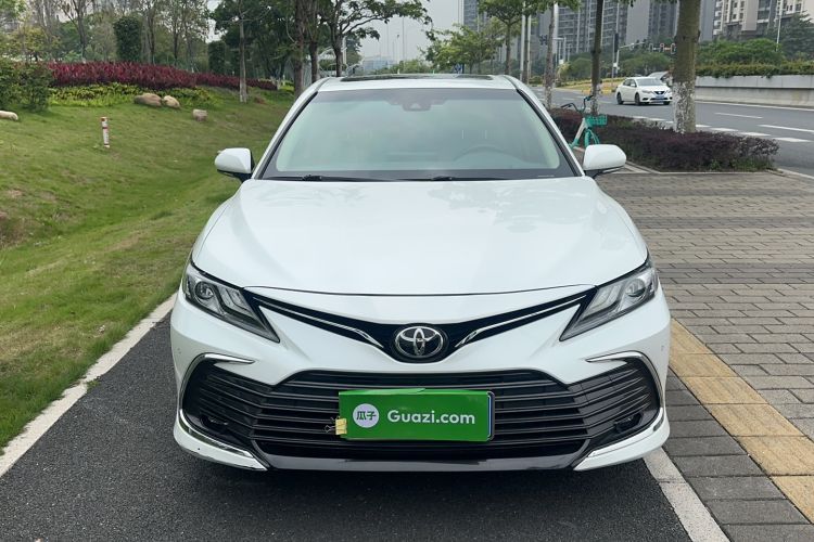 Used Toyota Camry 2021 2.0G Luxury Edition Front