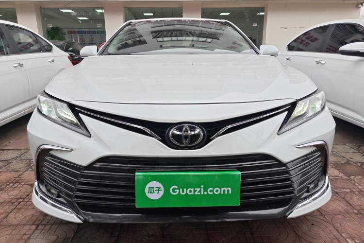 Used Toyota Camry 2021 2.0G Luxury Edition Front