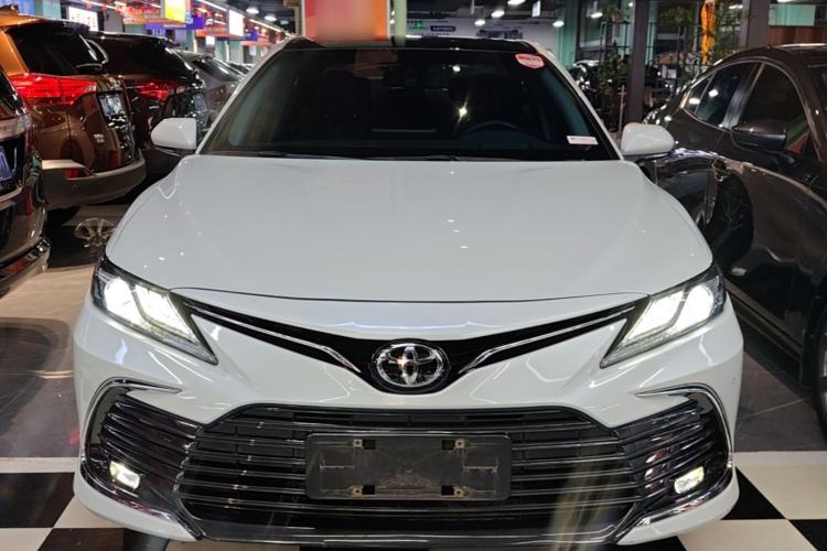 Used Toyota Camry 2021 2.5G Luxury Edition Front