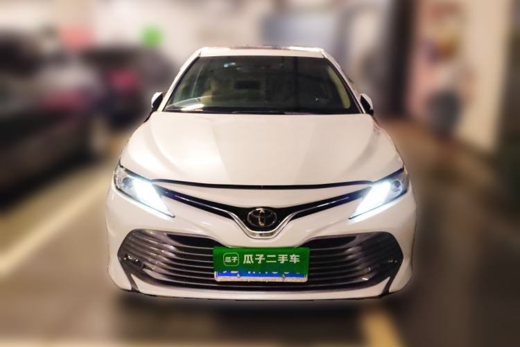 Used Toyota Camry 2021 2.0G Luxury Edition Front