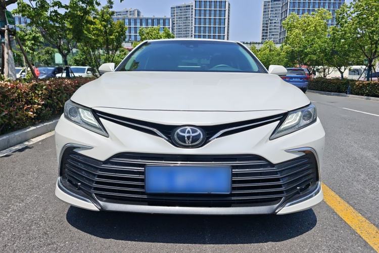 Used Toyota Camry 2021 2.0G Luxury Edition Front
