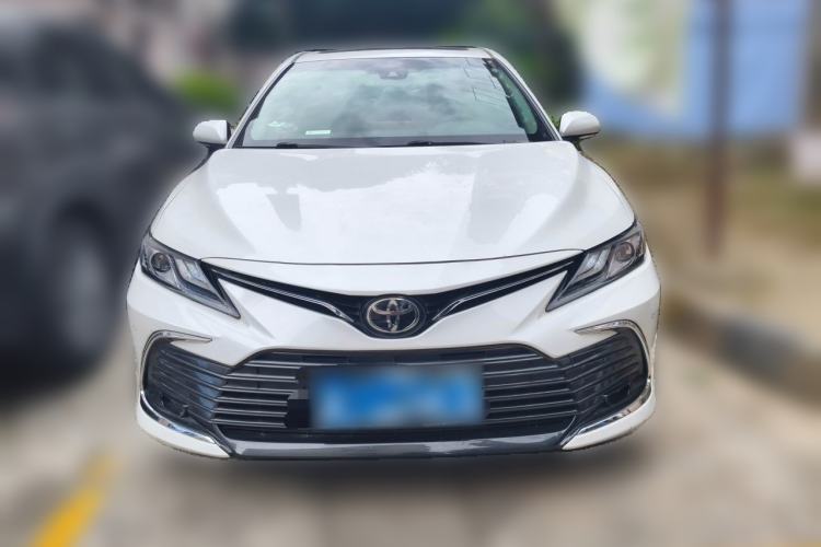 Used Toyota Camry 2021 2.0G Luxury Edition Front