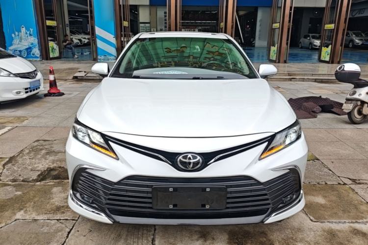 Used Toyota Camry 2021 2.0G Luxury Edition Front