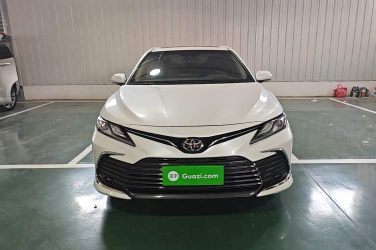 Used Toyota Camry 2021 2.0G Luxury Edition Front