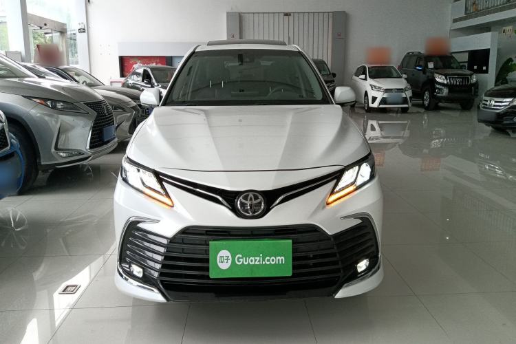Used Toyota Camry 2021 2.0G Luxury Edition Front