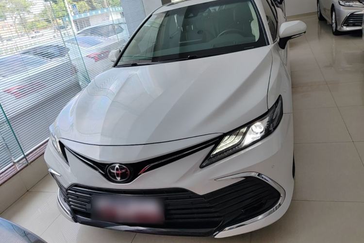 Used Toyota Camry 2021 2.0G Luxury Edition Front