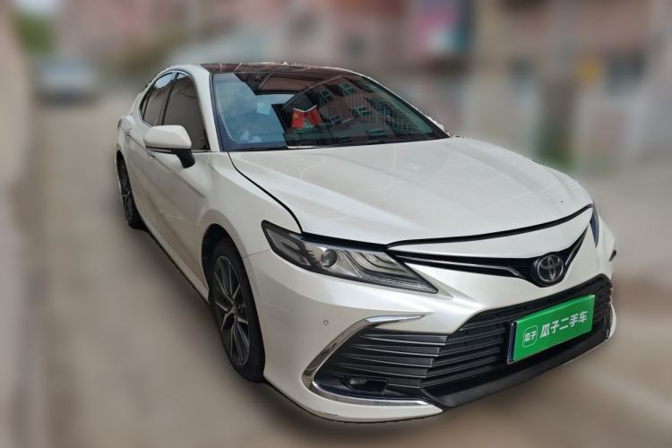 Used Toyota Camry 2021 2.5G Luxury Edition Front Right 45 Deg