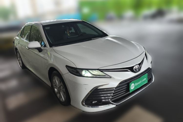 Used Toyota Camry 2021 2.0G Luxury Edition Front Right 45 Deg