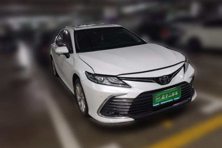 Used Toyota Camry 2021 2.0G Luxury Edition Front Right 45 Deg