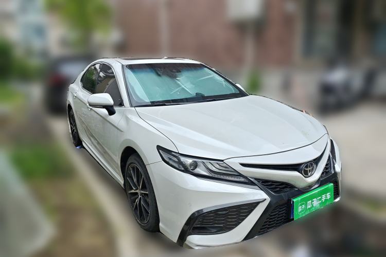 Used Toyota Camry 2021 2.0S FENGSHANG Edition Front Right 45 Deg