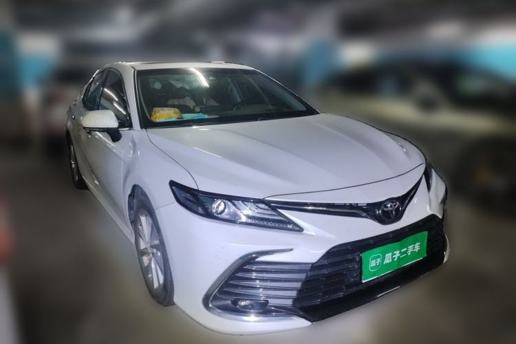 Used Toyota Camry 2021 2.0G Luxury Edition Front Right 45 Deg