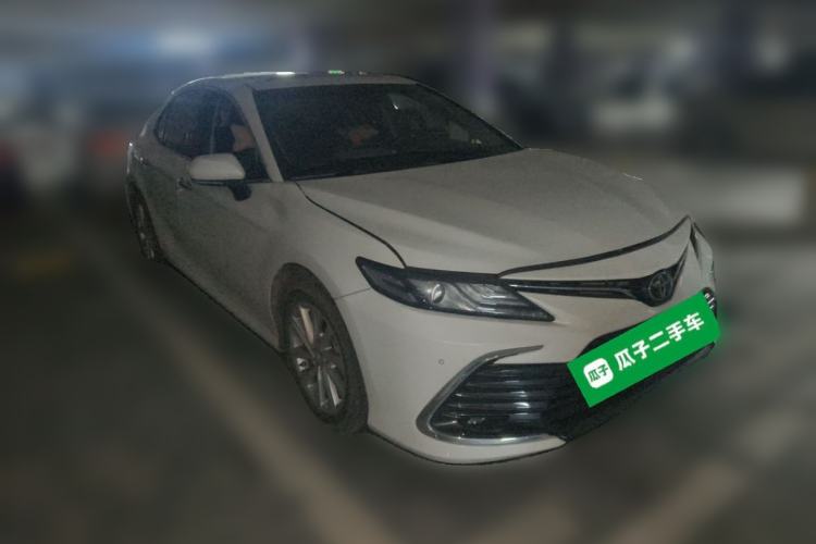 Used Toyota Camry 2021 2.0G Luxury Edition Front Right 45 Deg