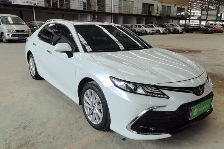 Used Toyota Camry 2021 2.0G Luxury Edition Front Right 45 Deg