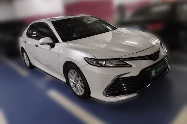 Used Toyota Camry 2021 2.0G Luxury Edition Front Right 45 Deg