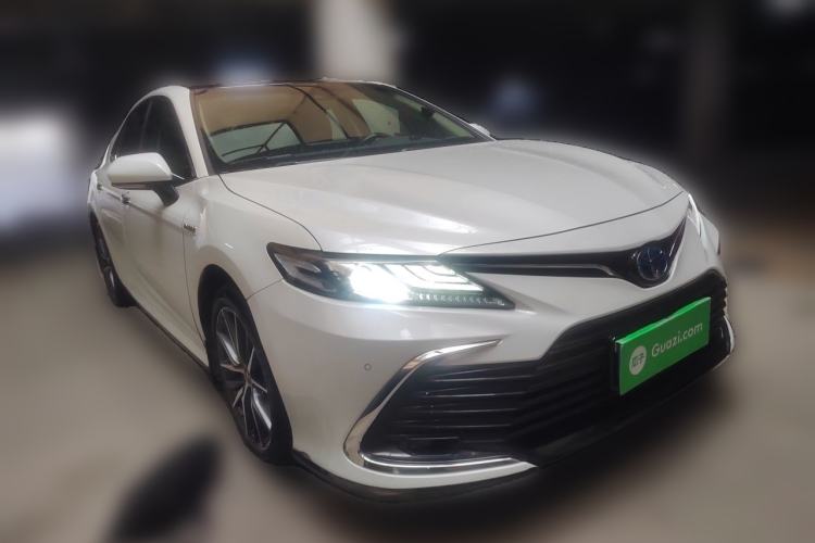Used Toyota Camry 2021 Dual-Motor 2.5HG Luxury Edition Front Right 45 Deg