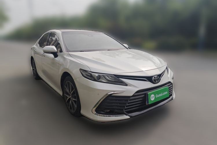Used Toyota Camry 2021 2.5G Luxury Edition Front Right 45 Deg