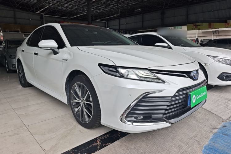 Used Toyota Camry 2021 Dual-Motor 2.5HG Luxury Edition Front Right 45 Deg