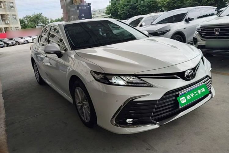 Used Toyota Camry 2021 2.0G Luxury Edition Front Right 45 Deg