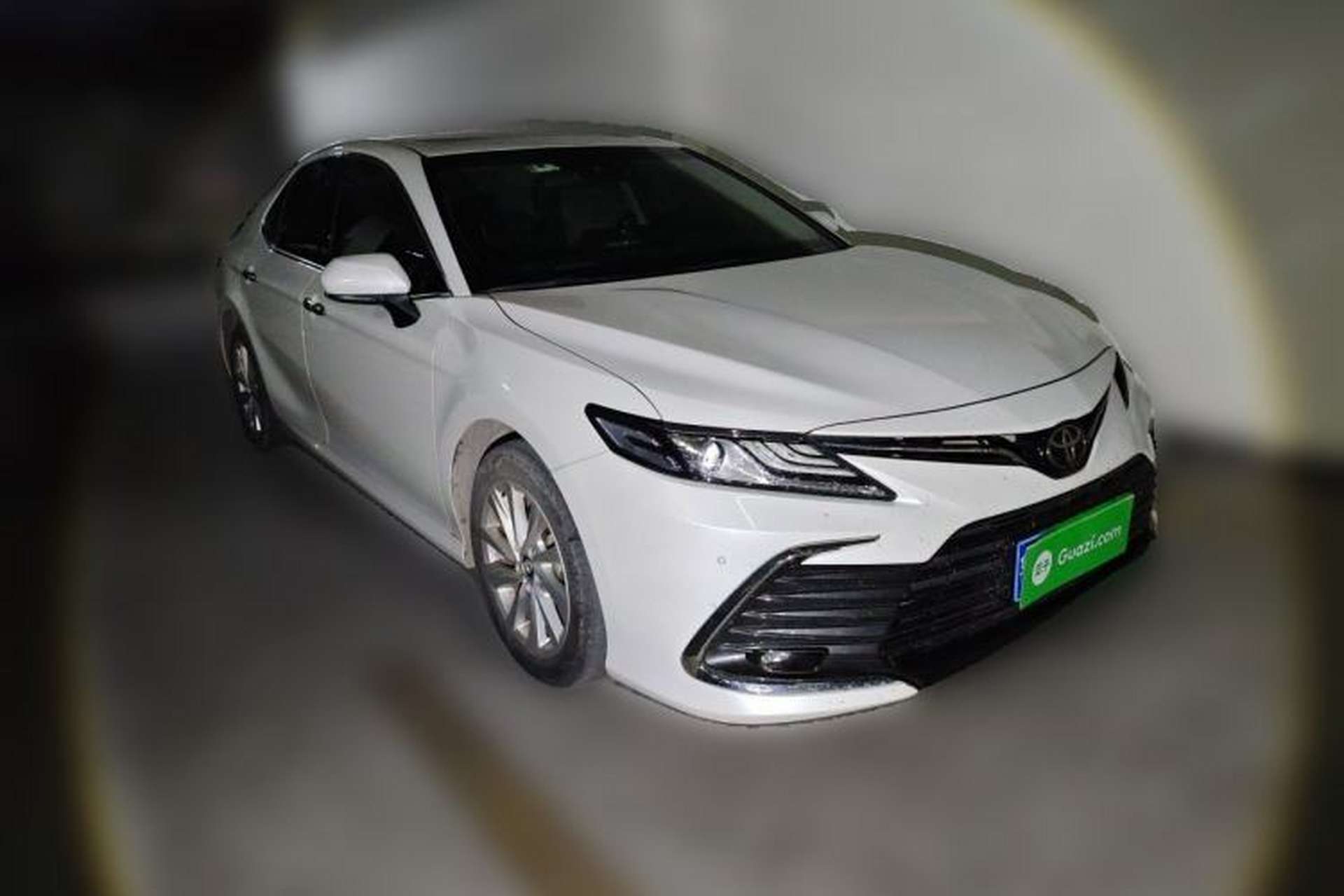 Used Toyota Camry 2021 2.0G Luxury Edition Front Right 45 Deg