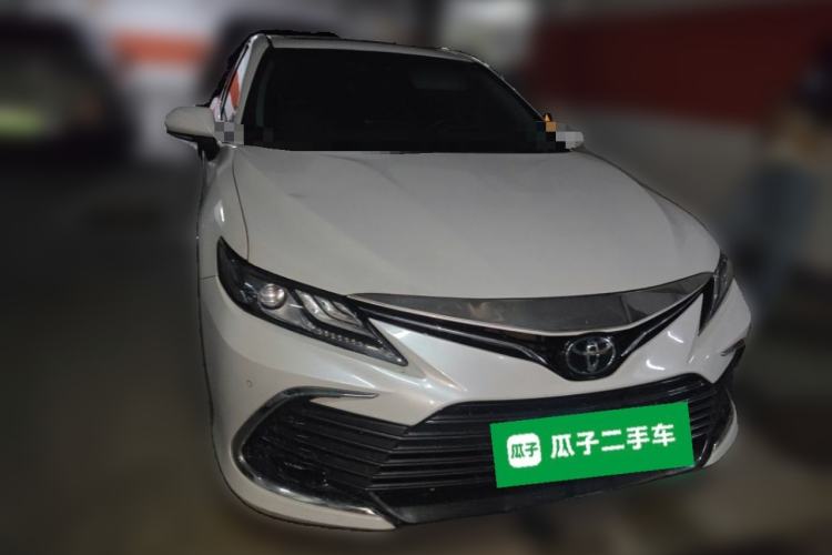 Used Toyota Camry 2021 2.0G Luxury Edition Front Right 45 Deg