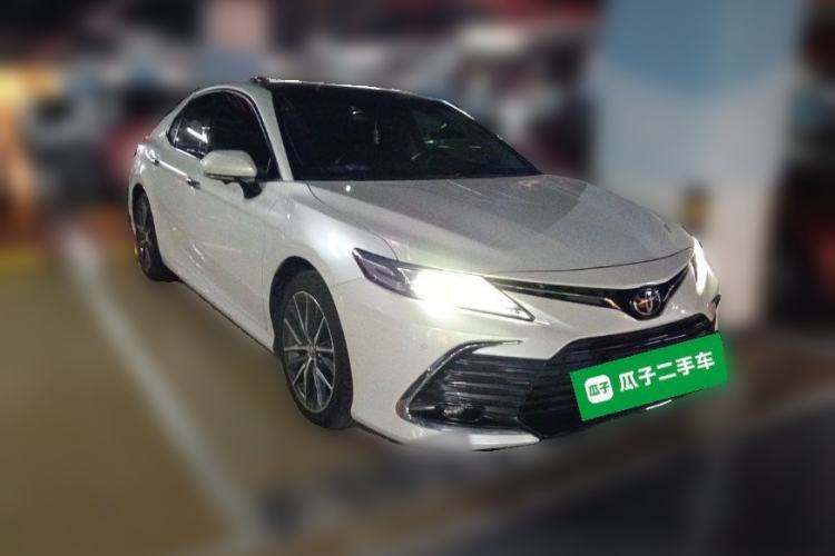 Used Toyota Camry 2021 2.5G Luxury Edition Front Right 45 Deg